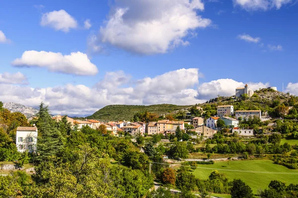 Aldeia Igreja Provence — Fotografia de Stock