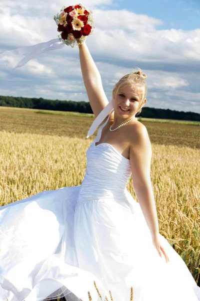 Noiva Mulher Vestido Casamento — Fotografia de Stock