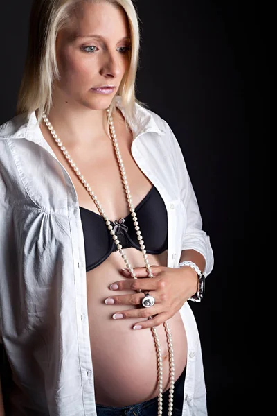 Porträtt Vacker Gravid Kvinna — Stockfoto