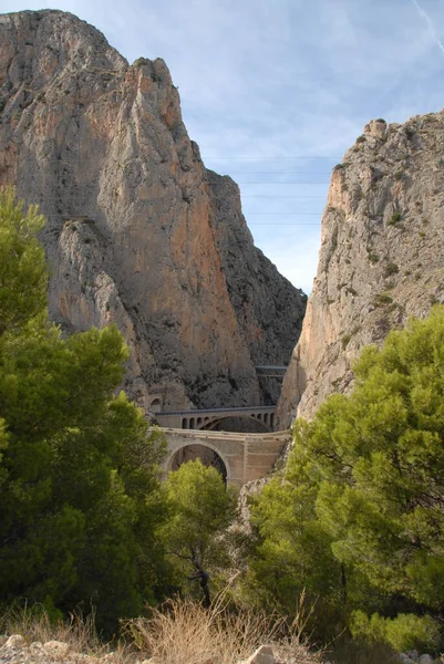 Spanien Altea Calpe Eisenbahnbrücke Straßenbrücke — Stockfoto