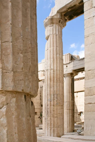 プロピュラの植民地 アクロポリスへの入り口 アテネ — ストック写真
