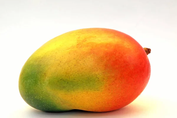 Fruto Mango Aislado Sobre Fondo Blanco — Foto de Stock