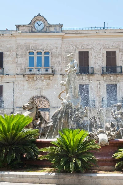 Fountain Piazza Archimede Syracuse Olaszország — Stock Fotó