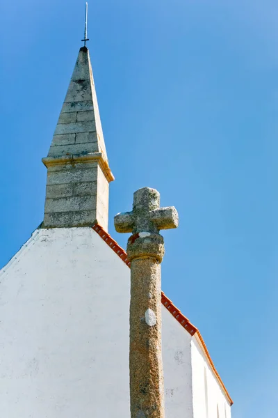 Starý Kámen Kříž Střecha Země Kaple Saint Michel Modrým Nebem — Stock fotografie