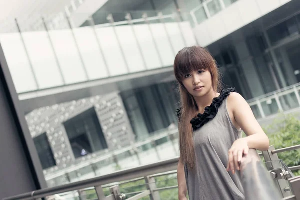 Attraktiv Asiatisk Kvinna Modern Stad Taipei Taiwan Asien — Stockfoto