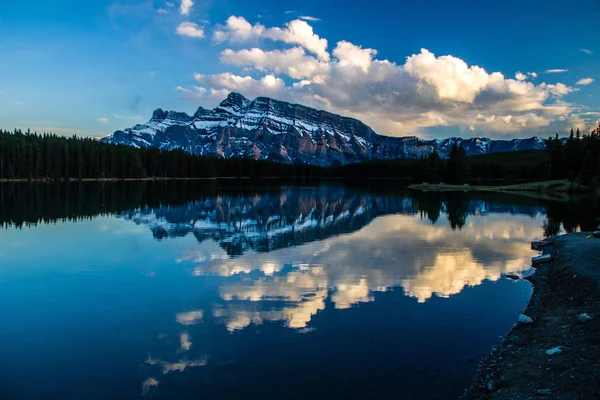 Красивая Изумительная Alberta — стоковое фото