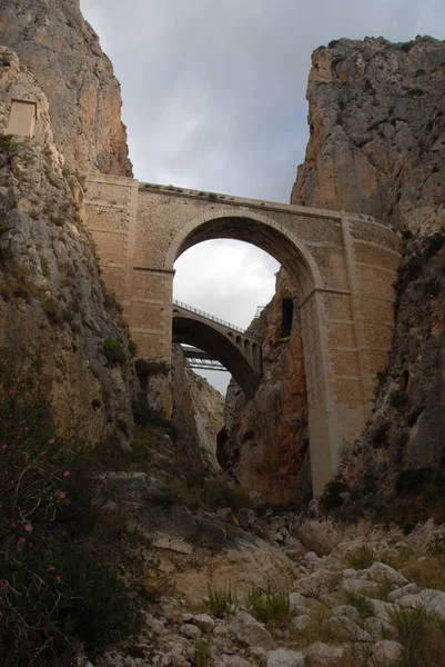 Straßenbrücke Eisenbahnbrücke Altea Calpe Spanien — Stockfoto