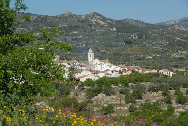 スペイン 山の中の隠された村 — ストック写真