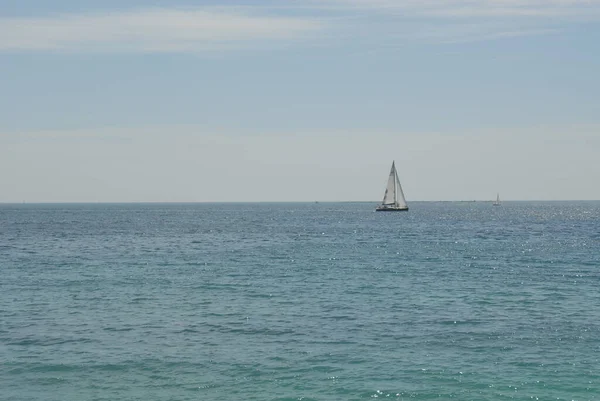 Segelboot Auf Dem Mittelmeer — Stockfoto