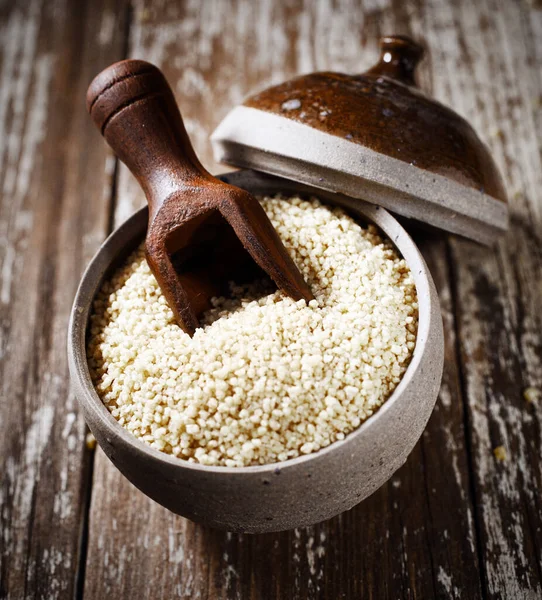 Hoge Hoek Uitzicht Gedroogde Quinoa Zaden Een Lid Van Ganzenvoet — Stockfoto