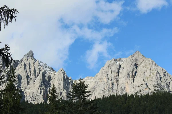 Geweldige Natuur Alpen Bergen Achtergrond — Stockfoto