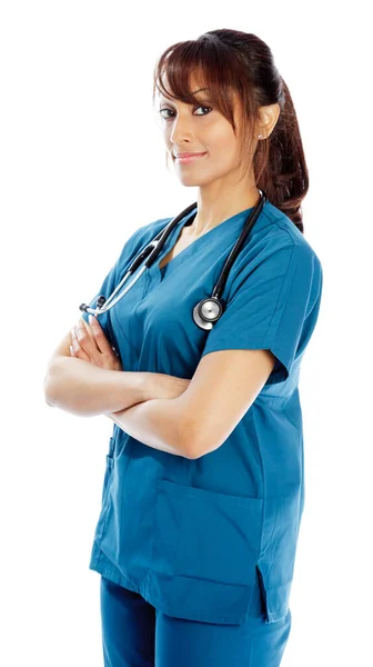 Mulher Médica Indiana Atraente Posando Estúdio Frente Fundo — Fotografia de Stock