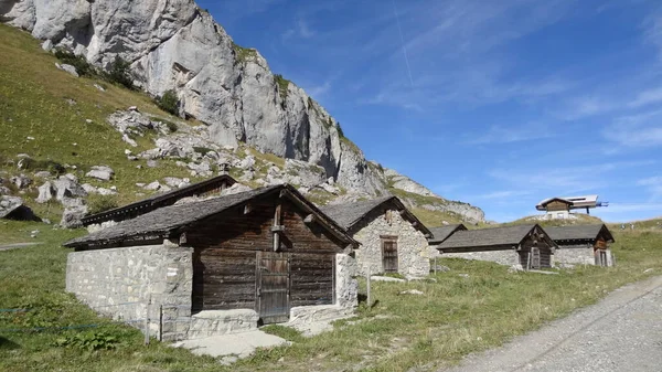 Vista Panorámica Del Majestuoso Paisaje Los Alpes — Foto de Stock