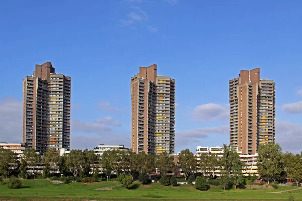 Drie Residentiële Torens Van Neckar Promenade Mannheim — Stockfoto