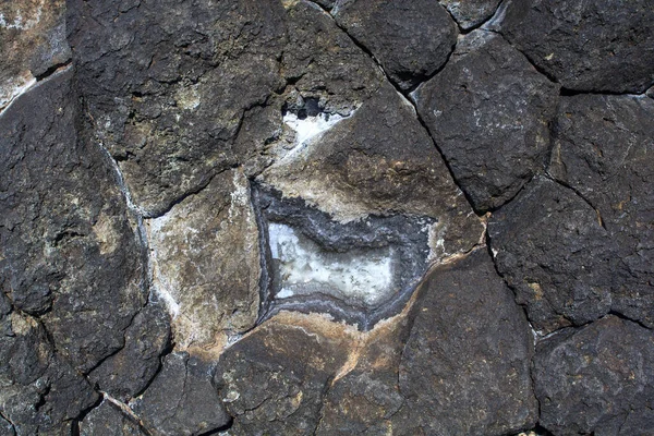 パンテレリアの塩とティピカル火山岩の眺め — ストック写真