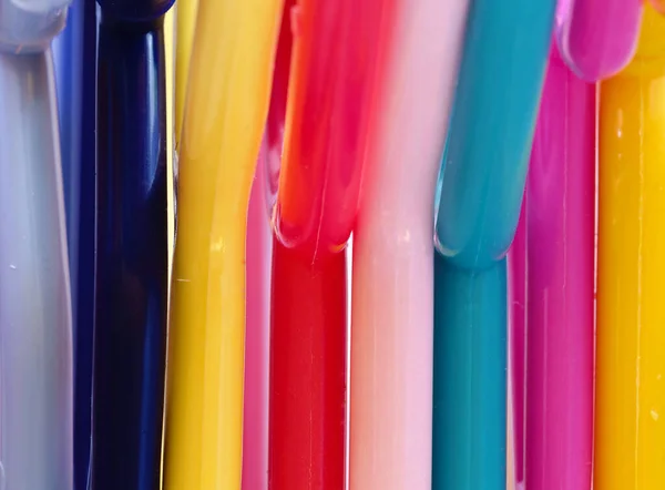 Kolorowe Ołówki Rzędu — Zdjęcie stockowe
