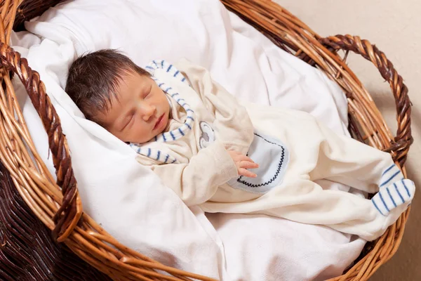 Primer Plano Retrato Niño Lindo — Foto de Stock