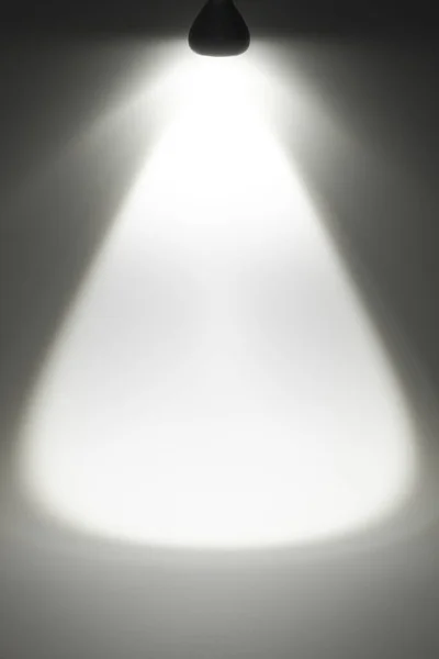 Ljusstråle Kommer Från Toppen Blylampa — Stockfoto