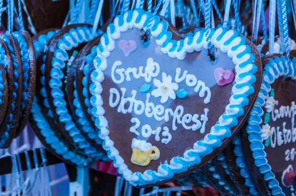 Καρδιά Σχήμα Μελόψωμο Πωλούνται Στο Oktoberfest Στο Μόναχο — Φωτογραφία Αρχείου