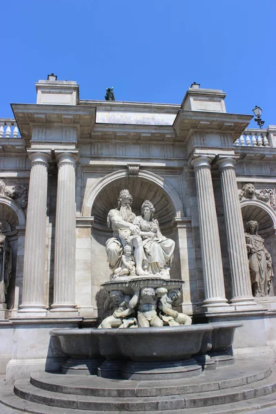 Danubiusbrunnen Wien — Stockfoto