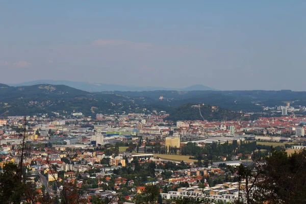 Tepeden Graz — Stok fotoğraf