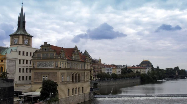 Rio Moldau Praga Outono — Fotografia de Stock