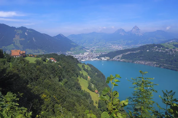 Seelisberg Panoraması Efsanelerle Karşı Karşıya — Stok fotoğraf