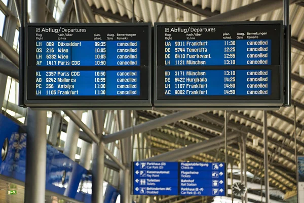 Terminal Aeroportuário Com Cartão Embarque — Fotografia de Stock