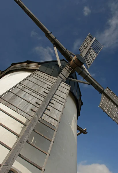 WeinviertelのRetzのミル 低オーストリア — ストック写真