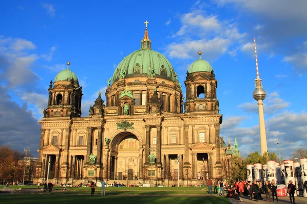 Berliner Dom Torre — Fotografia de Stock