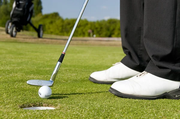 Mettere Allentando Sul Campo Golf Dettaglio — Foto Stock