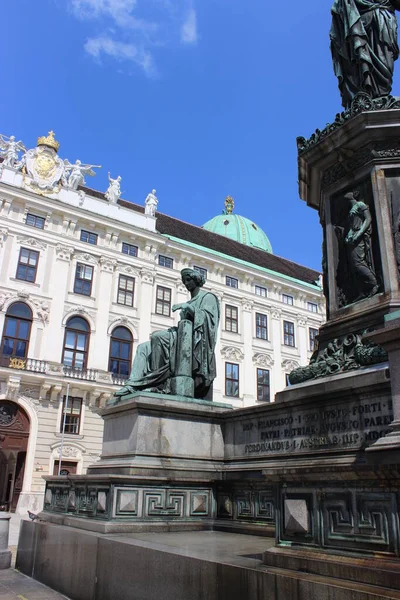 Statuen Auf Der Wiener Hofburg — Stockfoto