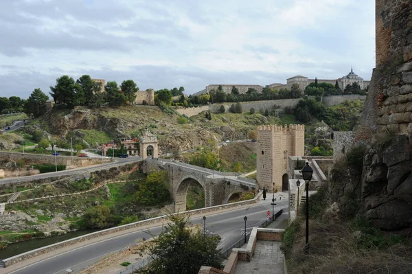 Toledo Spain Facades Bridge Puente Alcantara Tajo — 图库照片