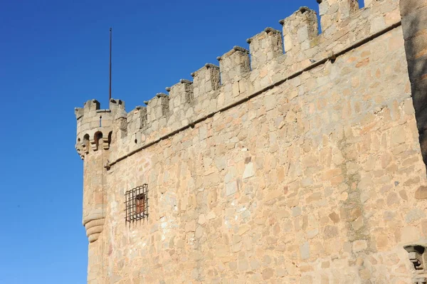 Spanyolország Orgaz Kastély Tetőcserép Ablakok Tartomány Toledo Castile Mancha — Stock Fotó