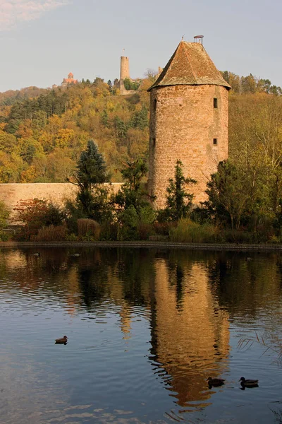 Seen Castle Park Weinheim — kuvapankkivalokuva