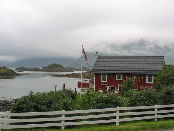 Rorbuer Rojo Largo Costa Las Islas Lofoten Noruega — Foto de Stock