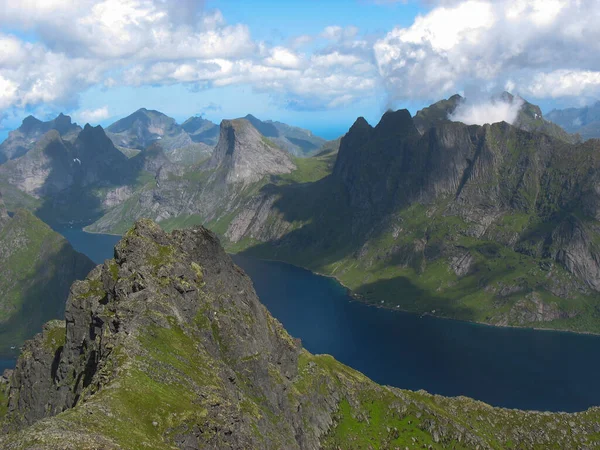 ロフォーテン諸島の風景諸島 ノルウェー — ストック写真
