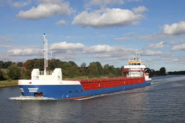 Navio Carga Canal Kiel — Fotografia de Stock