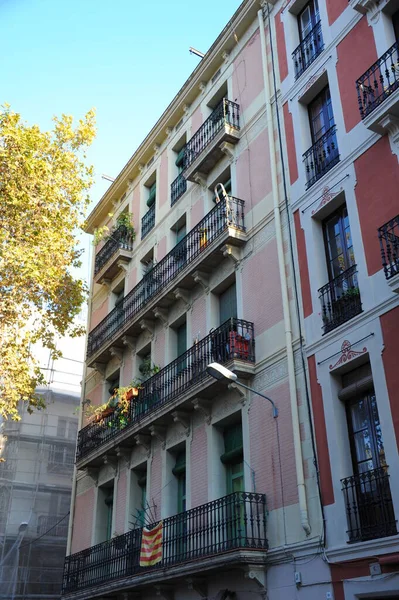 Βαρκελώνη Ισπανία Πρόσοψη Κτιρίου — Φωτογραφία Αρχείου