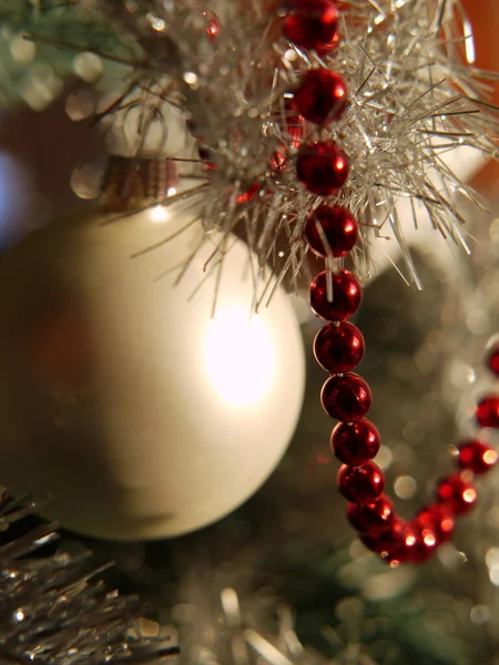 Árbol Navidad Decoraciones Cerca Disparo —  Fotos de Stock