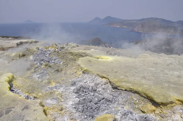 Vulcano Vulcan Είναι Ένα Μικρό Ηφαιστειακό Νησί Στο Τυρρηνικό Πέλαγος — Φωτογραφία Αρχείου