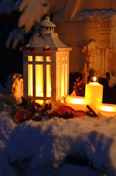 Lanterna Nella Neve Buon Natale Lume Candela — Foto Stock