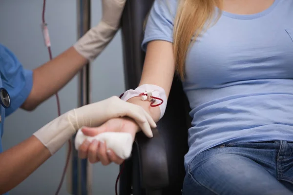 Paciente Sexo Feminino Dando Seu Sangue Hospital — Fotografia de Stock