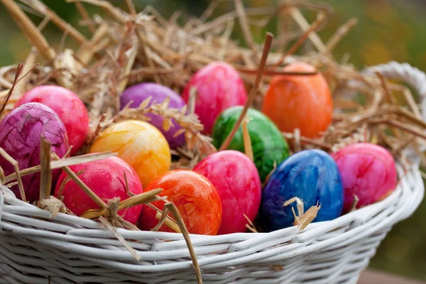 Kolorowe Malowane Pisanki Wielkanocne — Zdjęcie stockowe
