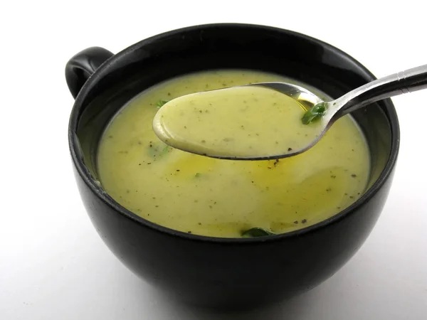 Colher Está Cheia Uma Sopa Vegetais Cremosos — Fotografia de Stock