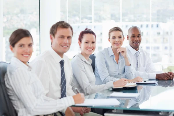 Side View Smiling Businesspeople Sitting Table — Stock Photo, Image