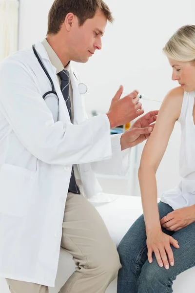 Side View Doctor Giving His Patient Immunization — Stock Photo, Image