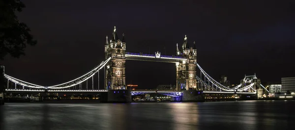 Ponte Torre Noite — Fotografia de Stock