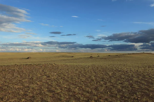 Сезон Дождей Монголии — стоковое фото