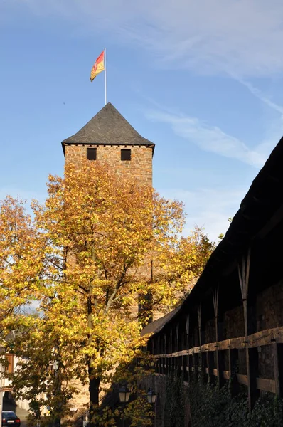 Ahrweiler Stadtmauer Mit Zinnen — Stockfoto